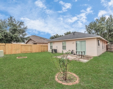 7327 Enchanted Creek Drive - Photo Thumbnail 30