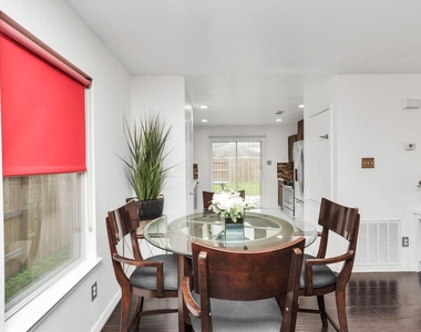 7327 Enchanted Creek Drive - Photo Thumbnail 9