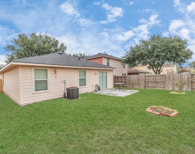7327 Enchanted Creek Drive - Photo Thumbnail 29