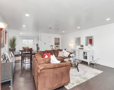7327 Enchanted Creek Drive - Photo Thumbnail 4