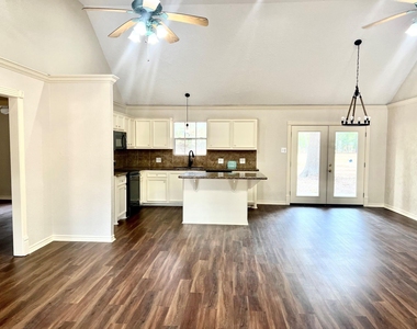 14385 Old Humble Pipeline Road - Photo Thumbnail 10