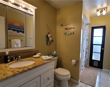 1126 Se 13th Terrace - Photo Thumbnail 22