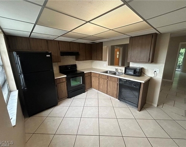 2828 Jackson Street - Photo Thumbnail 3