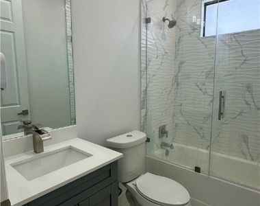 3217 64th Street W - Photo Thumbnail 8