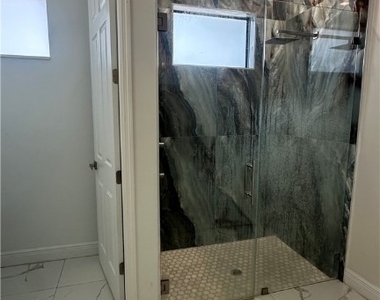 3217 64th Street W - Photo Thumbnail 13