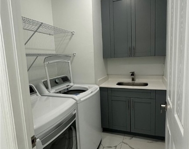 3217 64th Street W - Photo Thumbnail 14