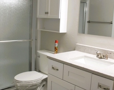 16881 Davis Road - Photo Thumbnail 2