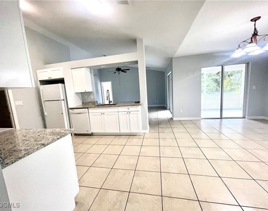 3405 Hanna Avenue N - Photo Thumbnail 11