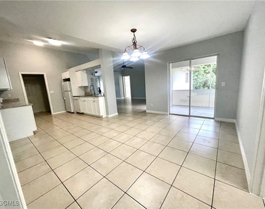 3405 Hanna Avenue N - Photo Thumbnail 5