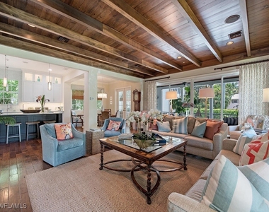 613 14th Avenue - Photo Thumbnail 8