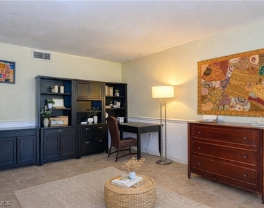 4290 Gulfstream Drive - Photo Thumbnail 12