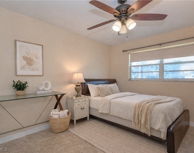 4290 Gulfstream Drive - Photo Thumbnail 15