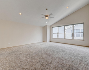 5315 Lillian Street - Photo Thumbnail 31