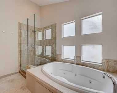 5315 Lillian Street - Photo Thumbnail 39