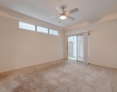 5315 Lillian Street - Photo Thumbnail 19