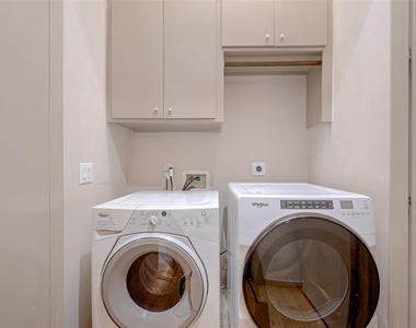 5315 Lillian Street - Photo Thumbnail 16