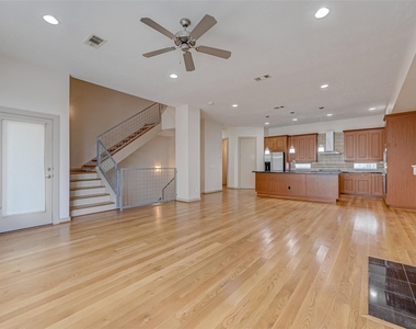 5315 Lillian Street - Photo Thumbnail 7