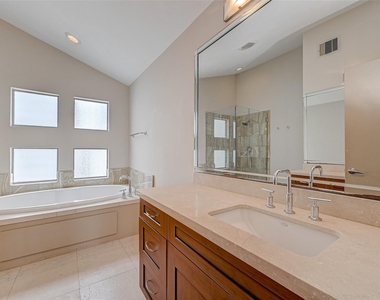 5315 Lillian Street - Photo Thumbnail 36