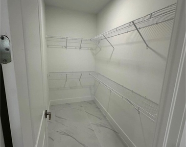 2914 24th Street Sw - Photo Thumbnail 8