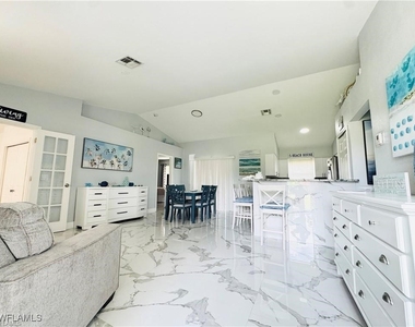 1221 Granada Boulevard - Photo Thumbnail 2