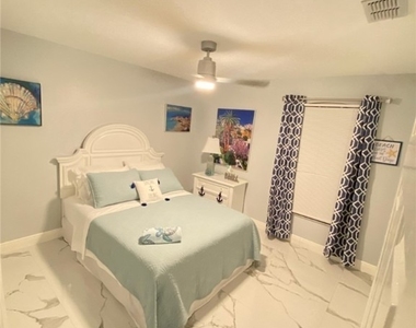 1221 Granada Boulevard - Photo Thumbnail 9