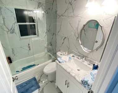 1221 Granada Boulevard - Photo Thumbnail 10