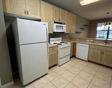 14732 Sutherland Avenue - Photo Thumbnail 7
