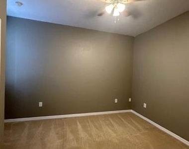 14732 Sutherland Avenue - Photo Thumbnail 16