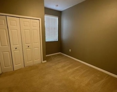 14732 Sutherland Avenue - Photo Thumbnail 17