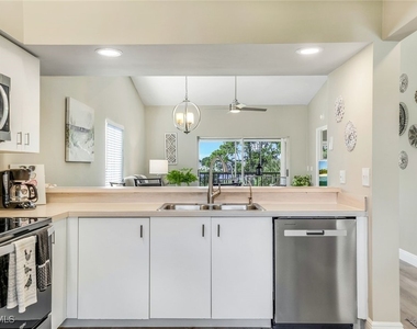 7360 Glenmoor Lane - Photo Thumbnail 1