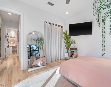 5858 Star Grass Lane - Photo Thumbnail 21