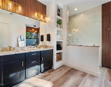 5858 Star Grass Lane - Photo Thumbnail 19