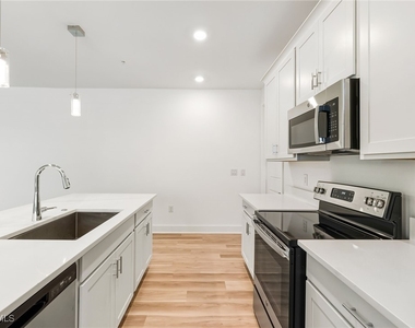26430 Coco Cay Circle - Photo Thumbnail 6