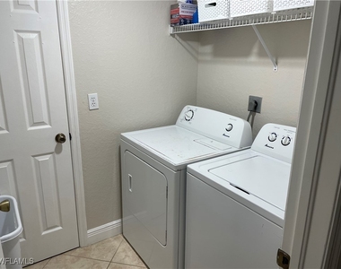 9640 Victoria Lane - Photo Thumbnail 18
