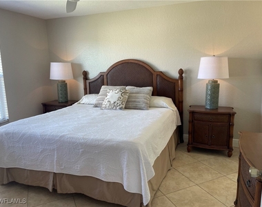 9640 Victoria Lane - Photo Thumbnail 8