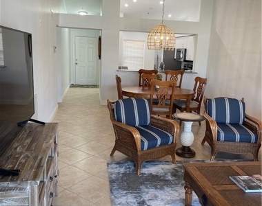 9640 Victoria Lane - Photo Thumbnail 3