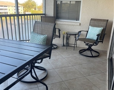 9640 Victoria Lane - Photo Thumbnail 29