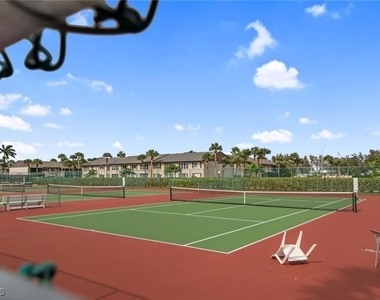 3400 Frosty Way - Photo Thumbnail 18