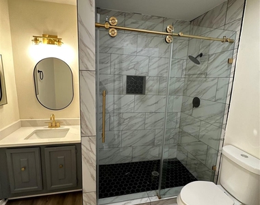 10378 Briar Forest Drive - Photo Thumbnail 17
