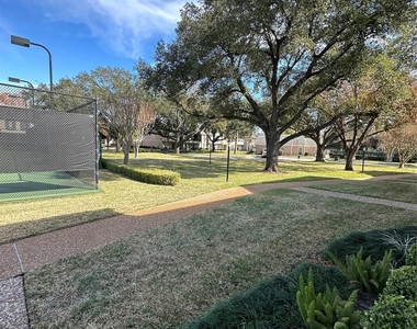10378 Briar Forest Drive - Photo Thumbnail 5