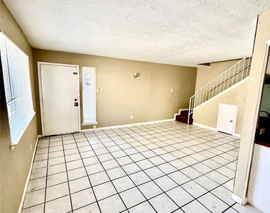 5668 Birchmont Drive - Photo Thumbnail 2