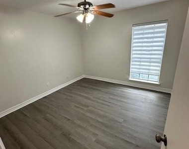 3400 Timmons Lane - Photo Thumbnail 11