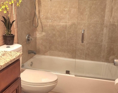 1327 Cherry Hills Road Ne - Photo Thumbnail 13