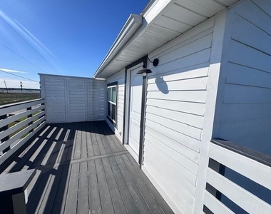 4406 Helen Street - Photo Thumbnail 4