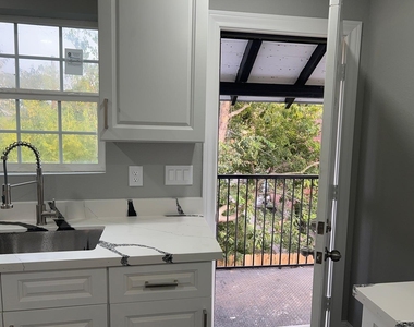 4011 Delano Street - Photo Thumbnail 3