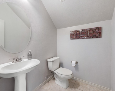 400 Forest Drive - Photo Thumbnail 14