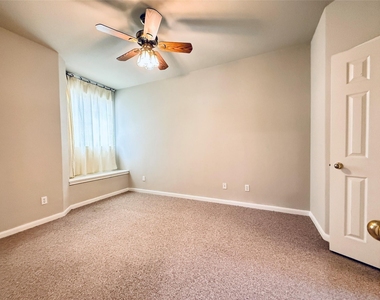 2100 Pipers Field Drive - Photo Thumbnail 20