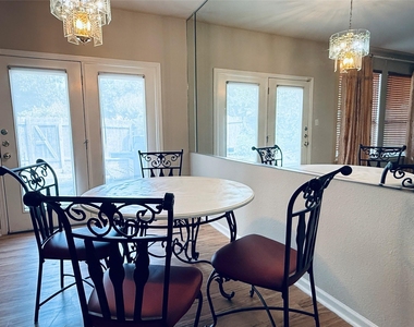 2100 Pipers Field Drive - Photo Thumbnail 16