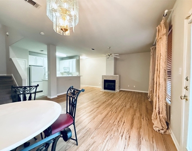 2100 Pipers Field Drive - Photo Thumbnail 17