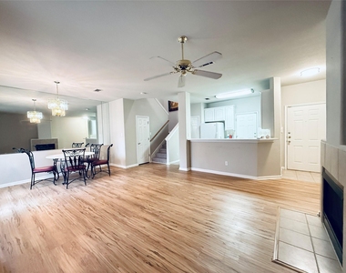 2100 Pipers Field Drive - Photo Thumbnail 5